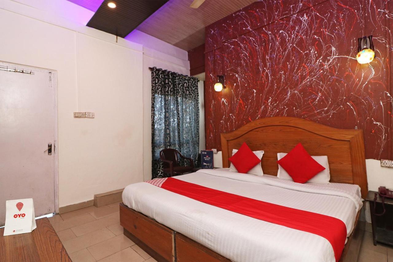 Oyo 72429 New Abhinandan Hotel Amroha Exterior photo