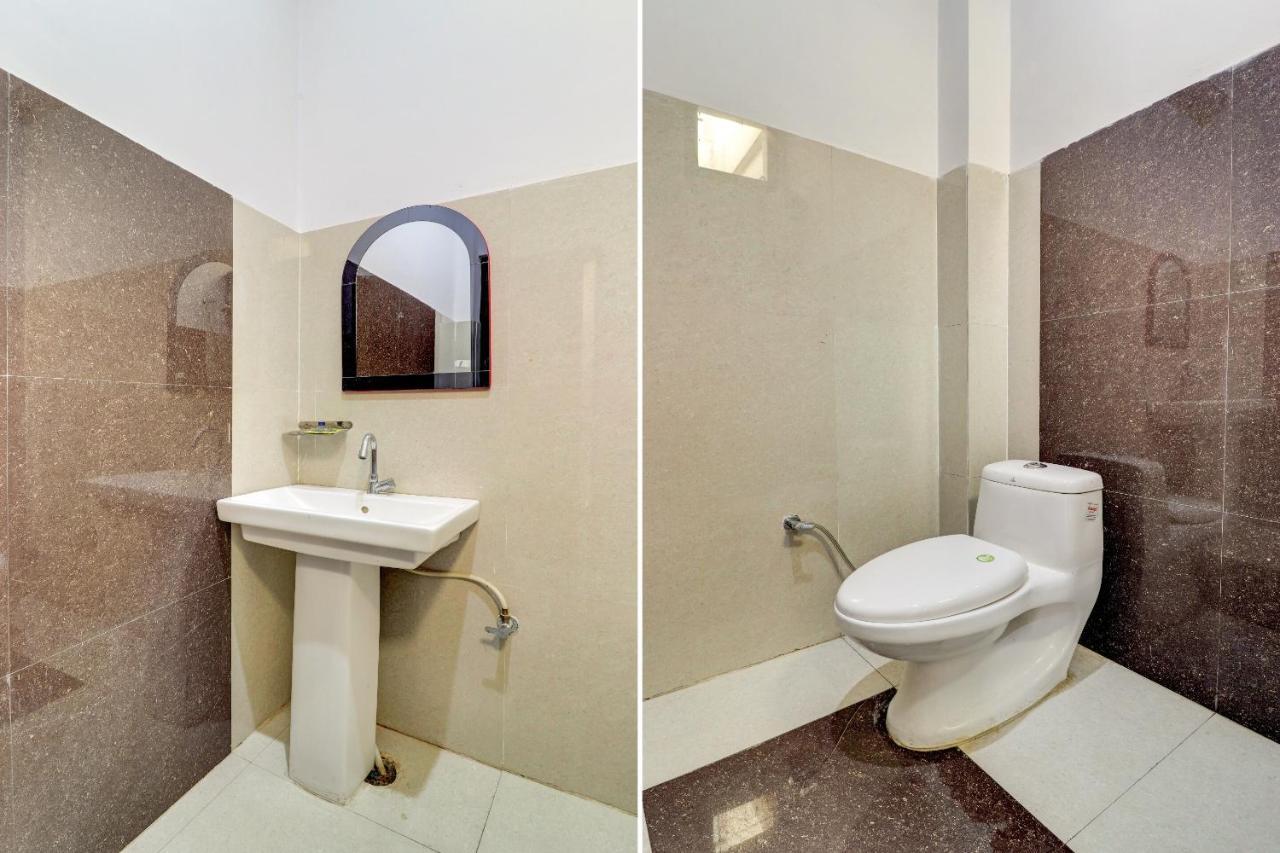 Oyo 72429 New Abhinandan Hotel Amroha Exterior photo