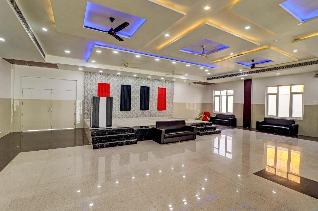 Oyo 72429 New Abhinandan Hotel Amroha Exterior photo